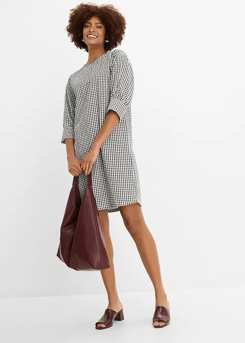 Tunika-Kleid aus reiner Baumwolle in schwarz im Look von vorne (Totalaufnahme) - bonprix