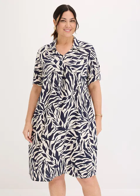 Kleid mit eingelegter Falte aus fließender Viskose in blau von vorne (Totalaufnahme) - bonprix