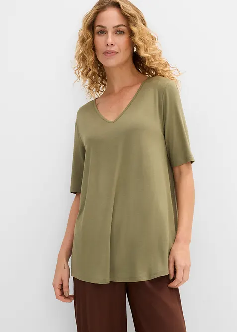 Longshirt aus softer Viskose in grün von vorne (im Anschnitt) - bonprix
