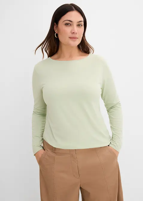 Leichtes Langarmshirt in grün von vorne (im Anschnitt) - bonprix