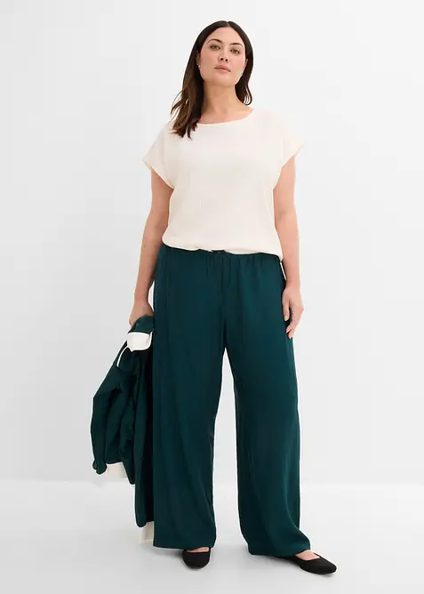 Schlupfhose aus strukturiertem Viskose-Mix in grün im Look von vorne (Totalaufnahme) - bonprix
