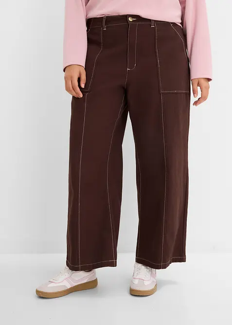 Verkürzte Twillhose aus reiner Baumwolle in braun von vorne - bonprix
