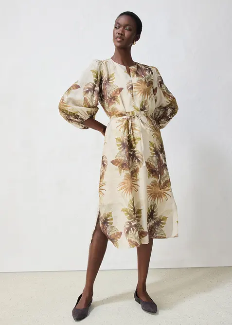 Maxikleid aus Ramie in beige von vorne (Totalaufnahme) - bonprix
