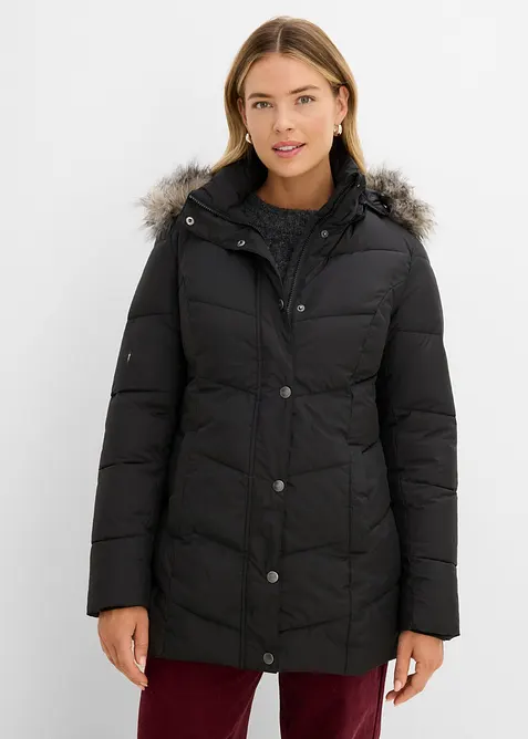 Steppjacke in schwarz von vorne (im Anschnitt) - bonprix