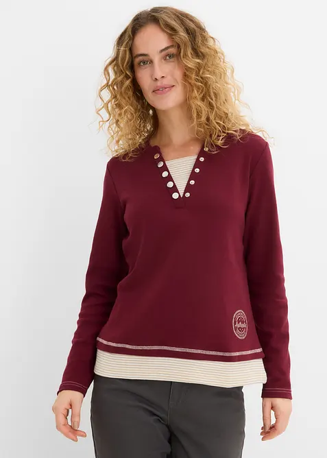 Baumwoll-Langarmshirt, 2 in 1-Optik in rot von vorne (im Anschnitt) - bonprix