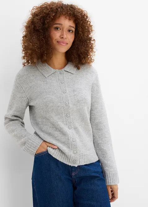Strickjacke in grau von vorne (im Anschnitt) - bonprix