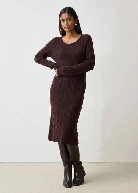 Strickkleid mit Wolle und Zopfmuster in braun von vorne (Totalaufnahme) - bonprix