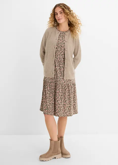 Ripp-Midikleid mit Stretch in grün im Look von vorne (Totalaufnahme) - bonprix