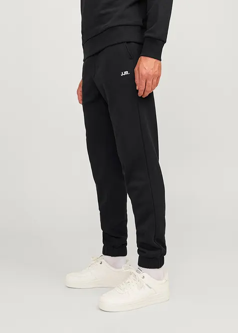 JJ REBEL Jogginghose in schwarz von vorne - JJ REBEL