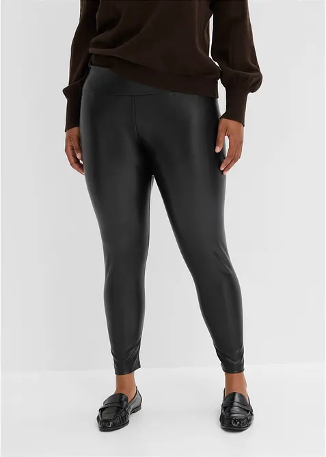 Lederimitat-Leggings mit Thermofunktion in schwarz von vorne - bonprix