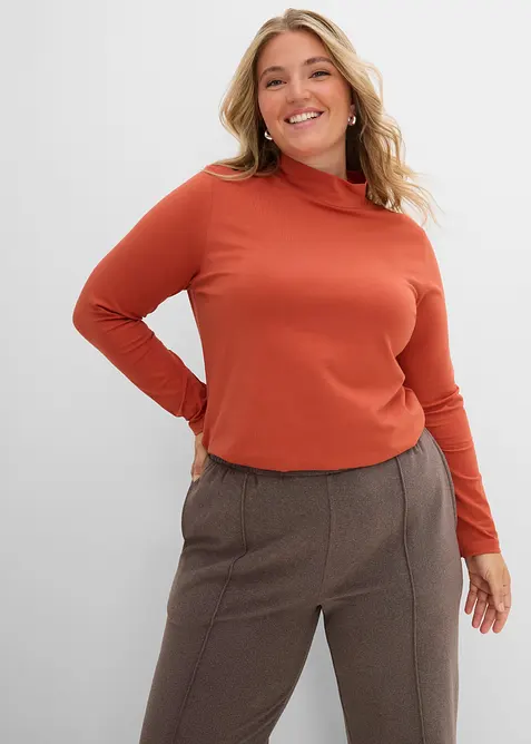 Figurbetontes Langarmshirt in braun von vorne (im Anschnitt) - bonprix