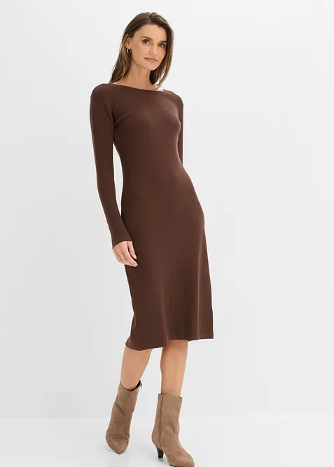 Strickkleid aus Viskose-Mix in braun von vorne (Totalaufnahme) - bonprix