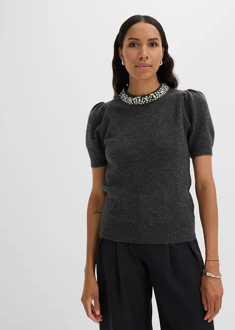 Pullover mit Strass-Applikation in grau von vorne (im Anschnitt) - bonprix