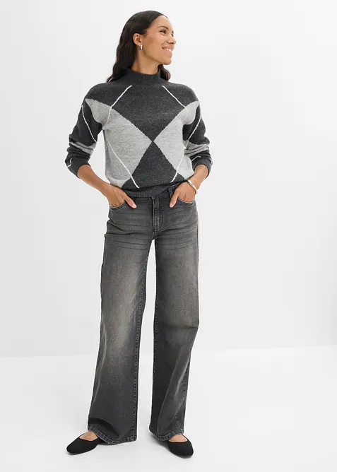 Oversize-Pullover mit Stehkragen in grau im Look von vorne (Totalaufnahme) - bonprix
