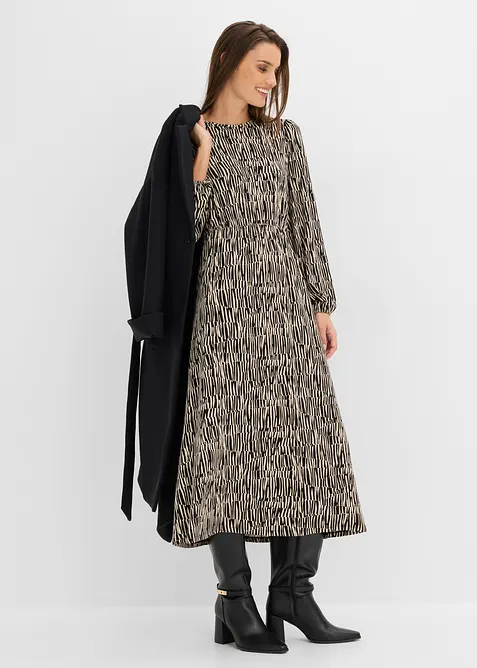 Jerseykleid aus fließender Viskose in schwarz im Look von vorne (Totalaufnahme) - bonprix