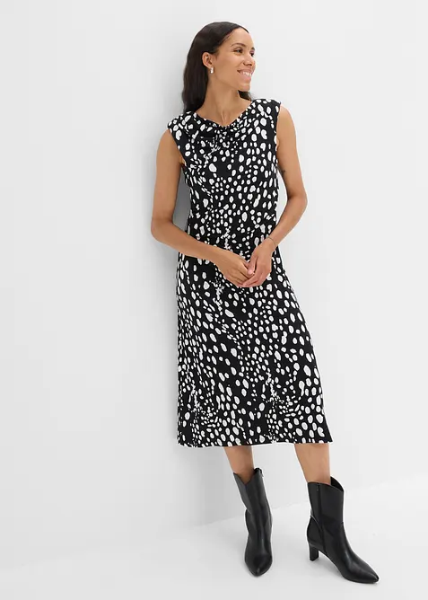 Jerseykleid aus softem Viskose-Mix in schwarz von vorne (Totalaufnahme) - bonprix
