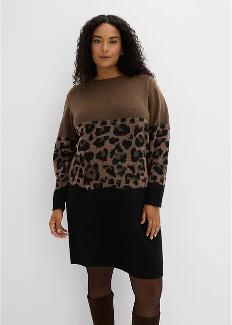 Strickkleid mit Jacquardmuster in schwarz von vorne (Totalaufnahme) - bonprix