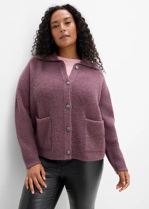 Strickjacke aus flauschigem Rippstrick in lila von vorne (im Anschnitt) - bonprix