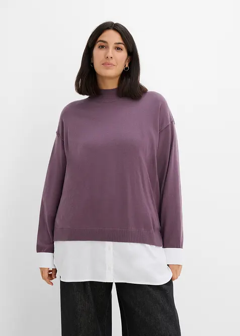 Oversize-Pullover mit Bluseneinsatz in lila von vorne (im Anschnitt) - bonprix