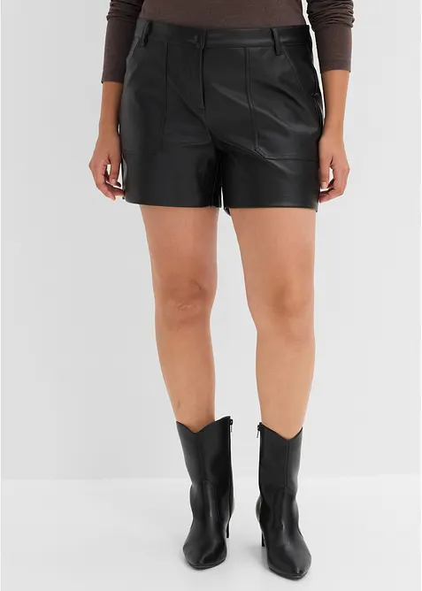 Lederimitat-Shorts in Mid Waist in schwarz von vorne - bonprix