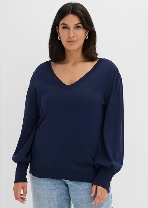 Feinstrickpullover aus Viskose-Mix in blau von vorne (im Anschnitt) - bonprix