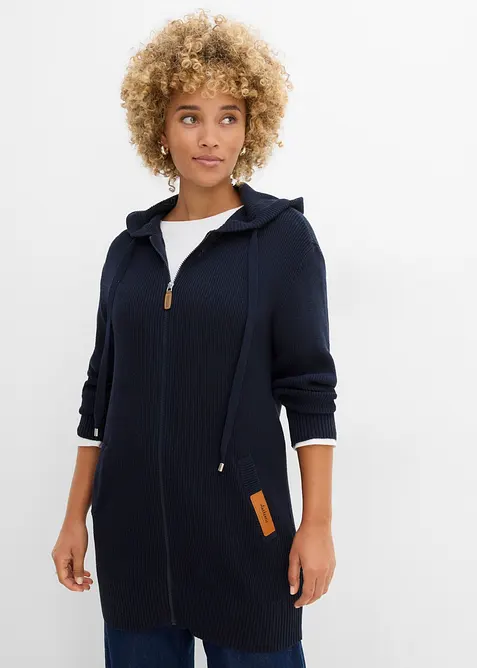 Strickmantel mit Kapuze in blau von vorne (im Anschnitt) - bonprix