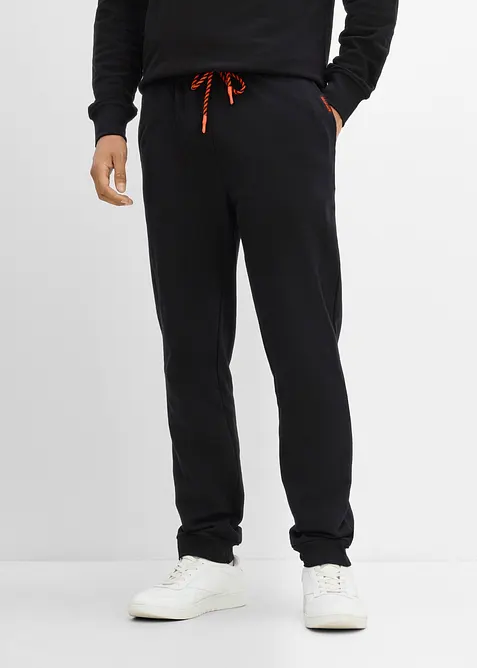 Jogginghose aus reiner Bio-Baumwolle in schwarz von vorne - bonprix
