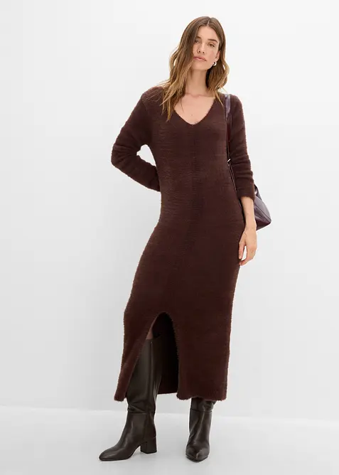 Midi-Strickkleid aus Hairy Knit in braun im Look von vorne (Totalaufnahme) - bonprix