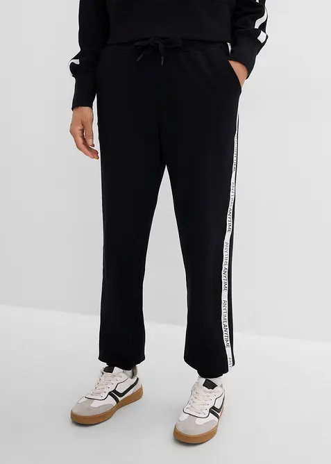 Softe Sweathose aus weichem Baumwoll-Mix in schwarz von vorne - bonprix