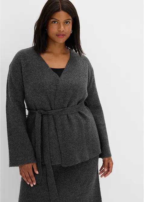 Strickjacke mit Bindegürtel in grau von vorne (im Anschnitt) - bonprix