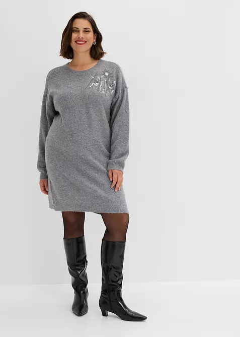 Strickkleid mit Applikation in grau von vorne (Totalaufnahme) - bonprix