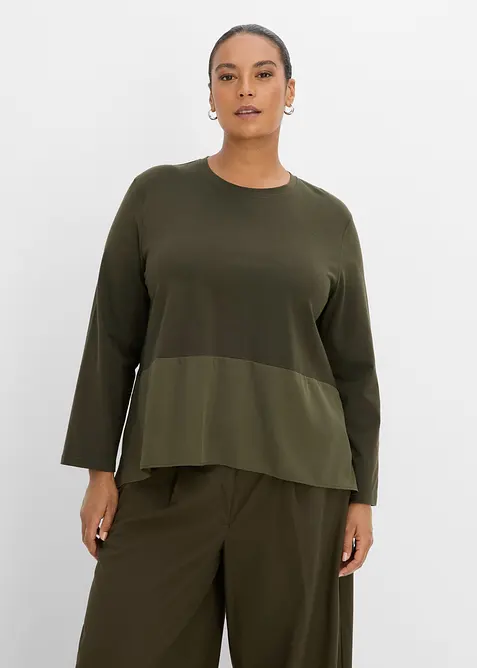 Langarmshirt aus Materialmix in grün von vorne (im Anschnitt) - bonprix