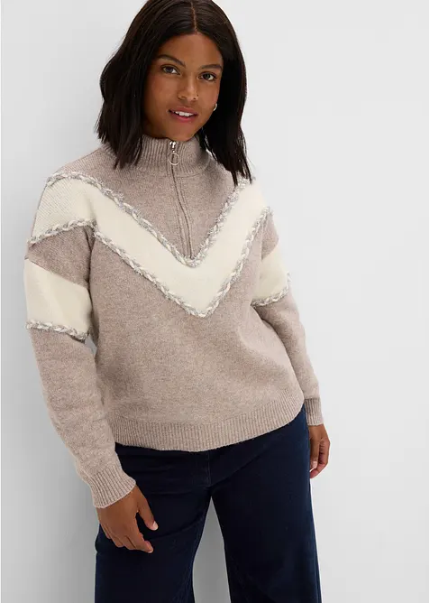 Oversized Troyer in braun von vorne (im Anschnitt) - bonprix