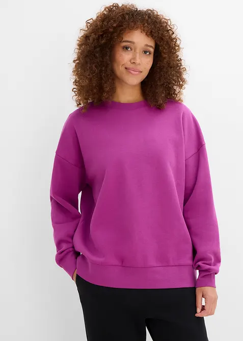 Oversize-Sweatshirt aus reiner Bio-Baumwolle in lila von vorne (im Anschnitt) - bonprix