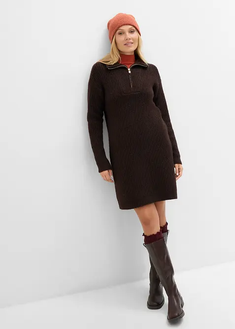 Strickkleid in braun im Look von vorne (Totalaufnahme) - bonprix