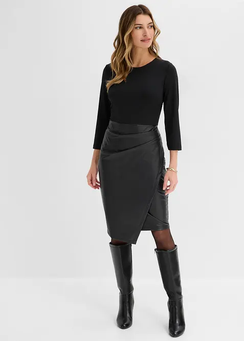 Lederimitat-Kleid mit Jersey-Oberteil in schwarz von vorne (Totalaufnahme) - bonprix