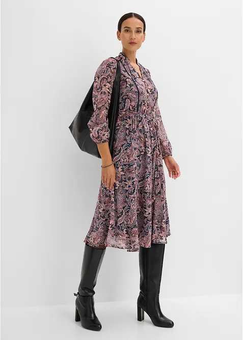 Paisleykleid aus Chiffon in blau im Look von vorne (Totalaufnahme) - bonprix