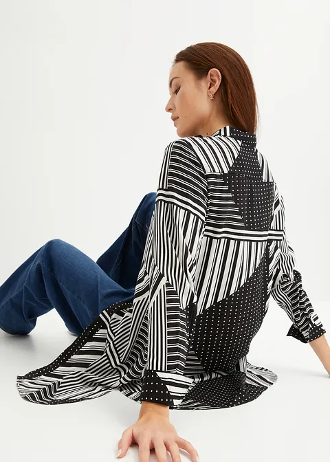 Longbluse in schwarz (im Anschnitt) - bonprix