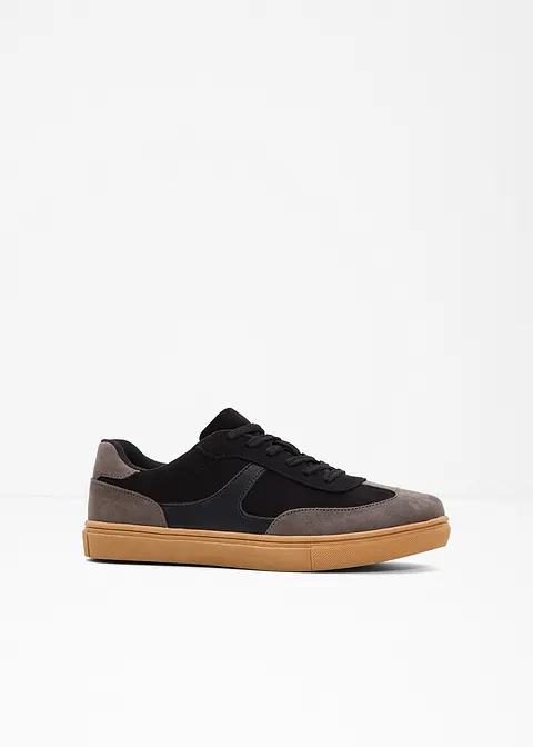Sneaker in schwarz von vorne - bonprix