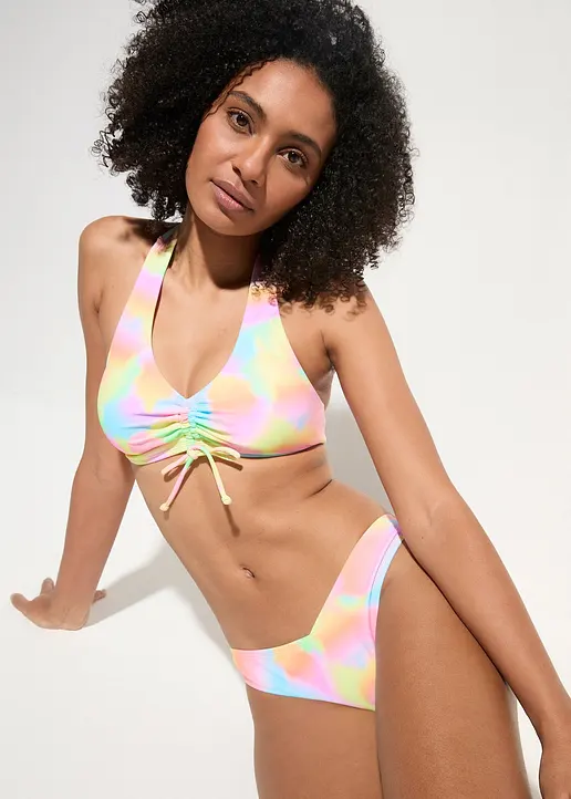 Neckholder-Bikini mit Raffung (2-tlg.Set) in gelb von vorne (Totalaufnahme) - bonprix