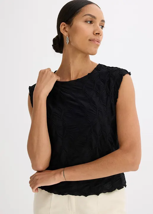 Shirt in schwarz von vorne (im Anschnitt) - bonprix