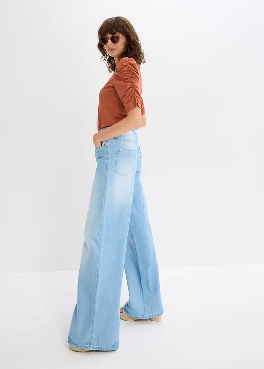 Shirt mit Puffärmeln in braun im Look von vorne (Totalaufnahme) - bonprix