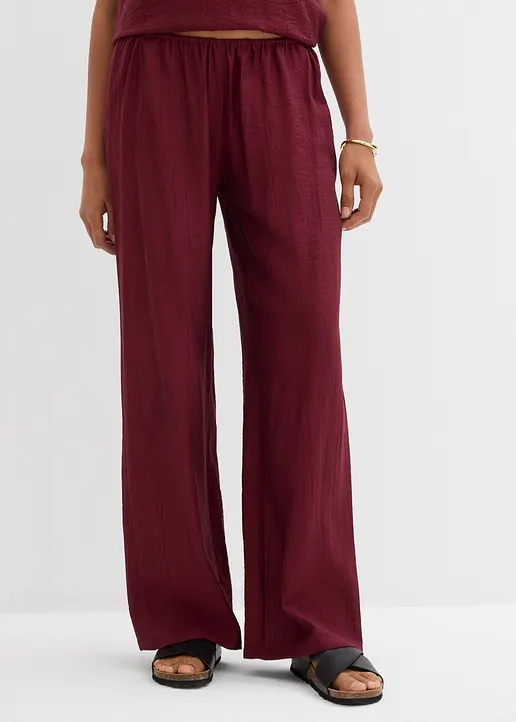 Schlupfhose aus strukturiertem Viskose-Mix in rot von vorne - bonprix