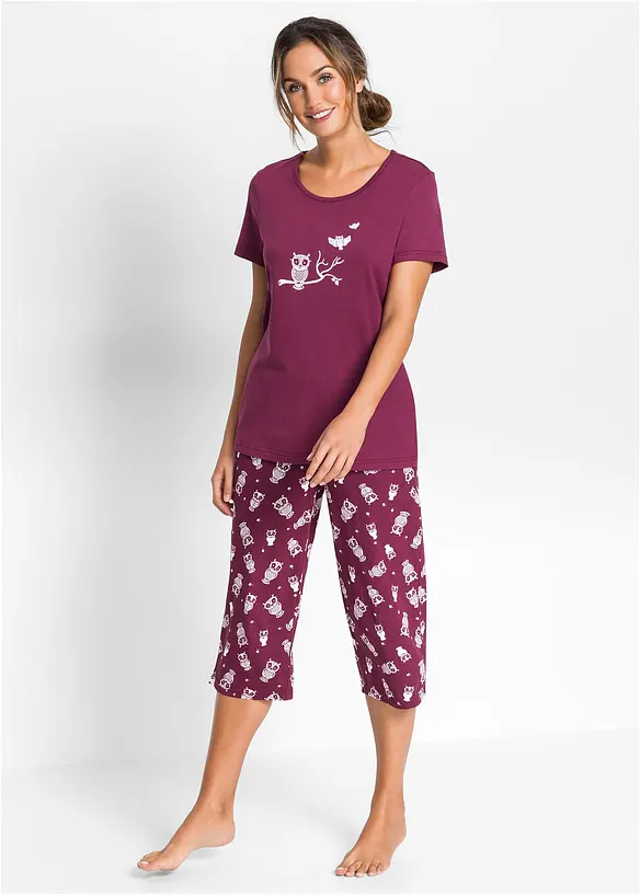 Capri Pyjama mit kurzen Ärmeln in lila von vorne (Totalaufnahme) - bonprix