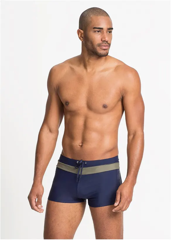 Badehose mit Bindeband in blau von vorne (Totalaufnahme) - bonprix