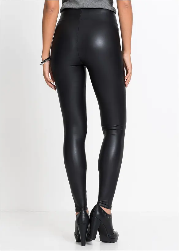Lederimitat-Leggings mit Beschichtung in schwarz von hinten - bonprix