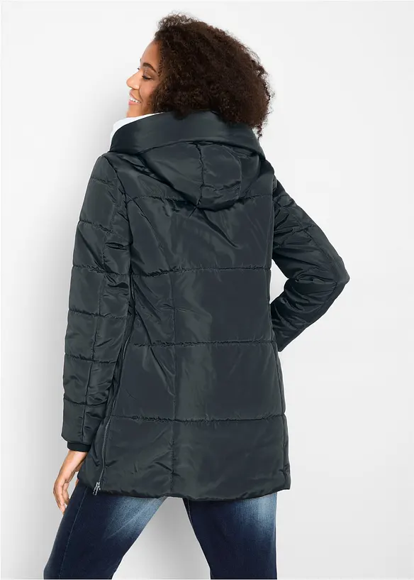 Steppjacke in schwarz von hinten (im Anschnitt) - bonprix