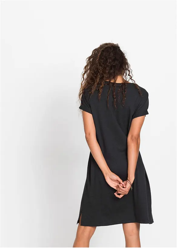 Oversize Shirtkleid in schwarz von hinten (Totalaufnahme) - bonprix