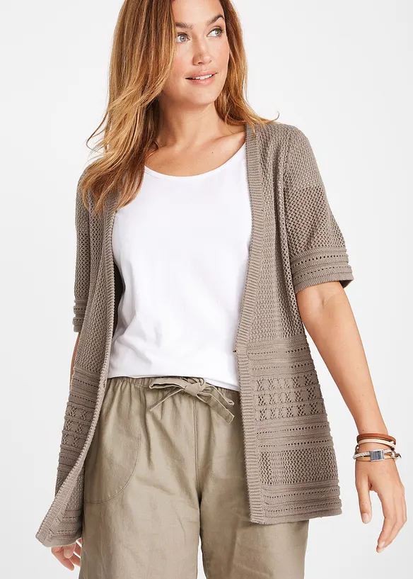 Ajour-Strickjacke in braun von vorne (im Anschnitt) - bonprix