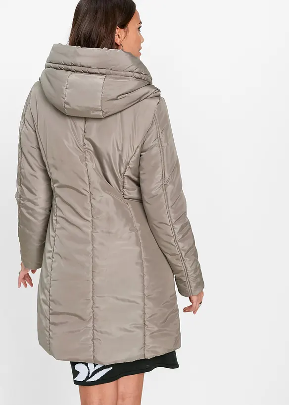 Kurz-Steppmantel in braun von hinten (Totalaufnahme) - bonprix